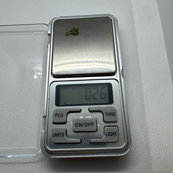 10K Yellow Gold Heart Shape Peridot And Cubic Zirconia Accent Pendant Estate - Picture 11 of 13